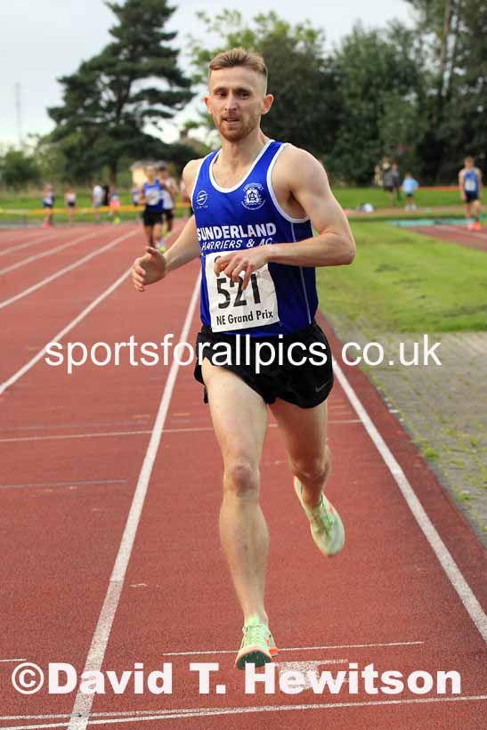 800 metres, 2023 NEGP 6 Monkton.  Photo: David T. Hewitson/Sports for All Pics